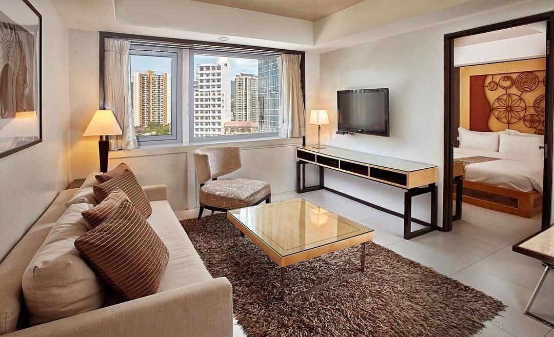Quest Serviced Residences Cebu Екстериор снимка
