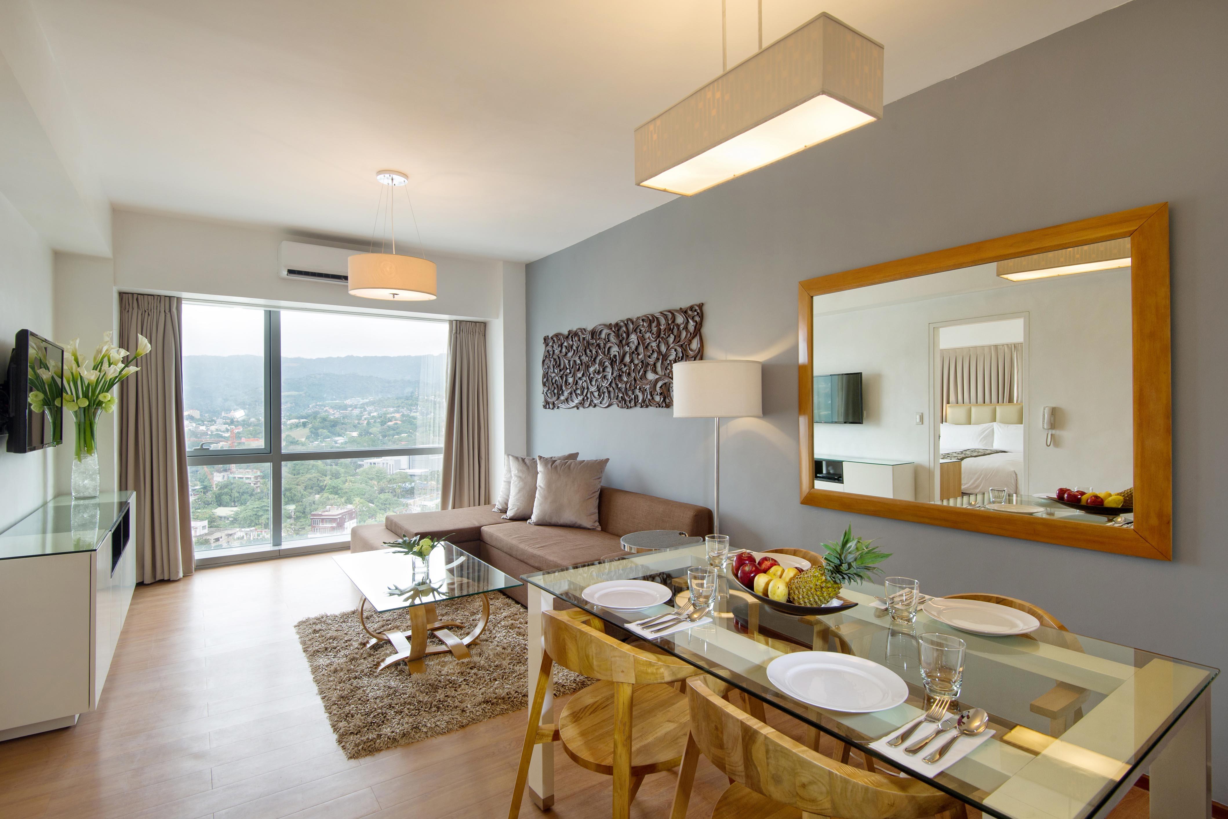 Quest Serviced Residences Cebu Екстериор снимка
