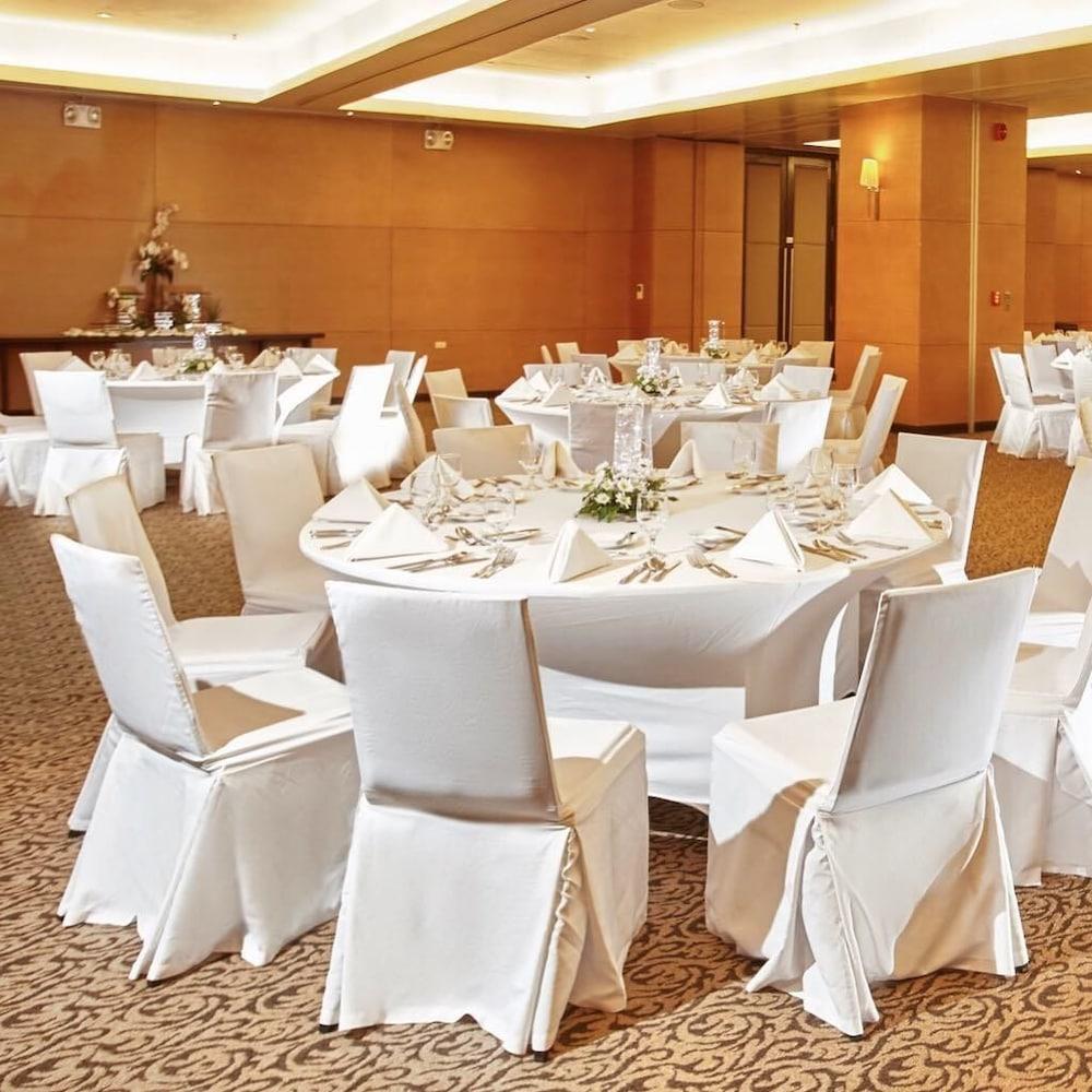 Quest Serviced Residences Cebu Екстериор снимка