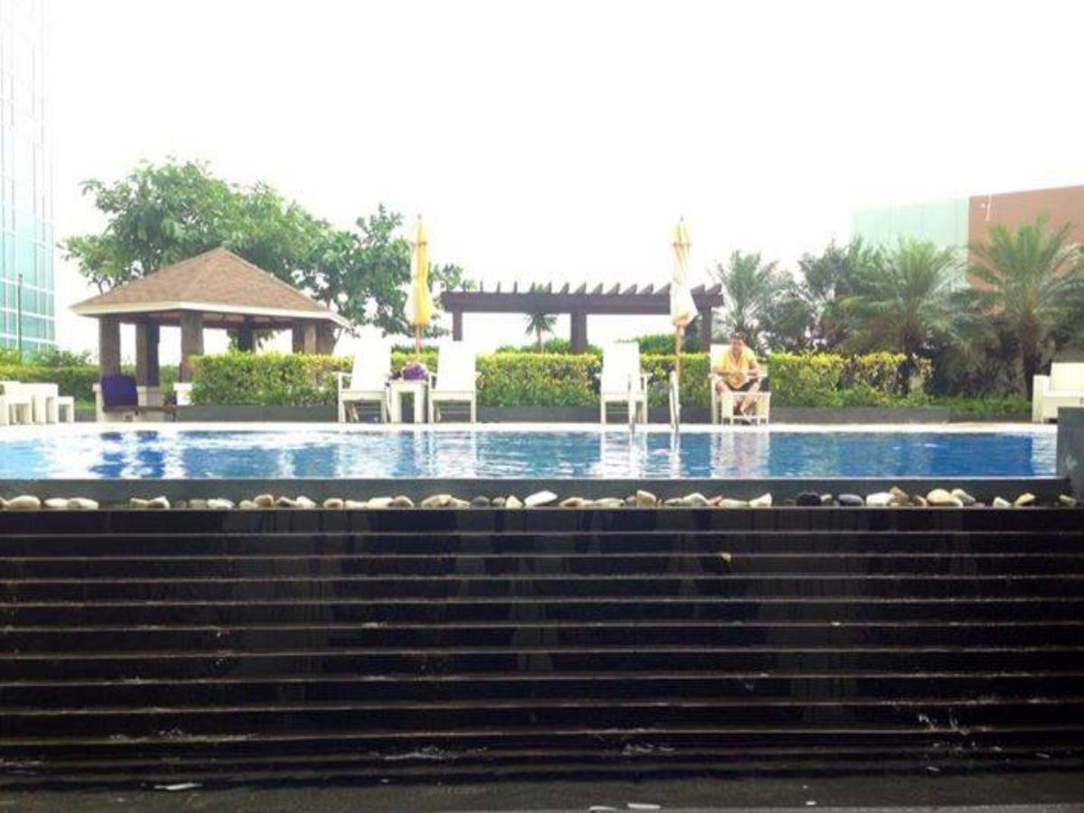 Quest Serviced Residences Cebu Екстериор снимка